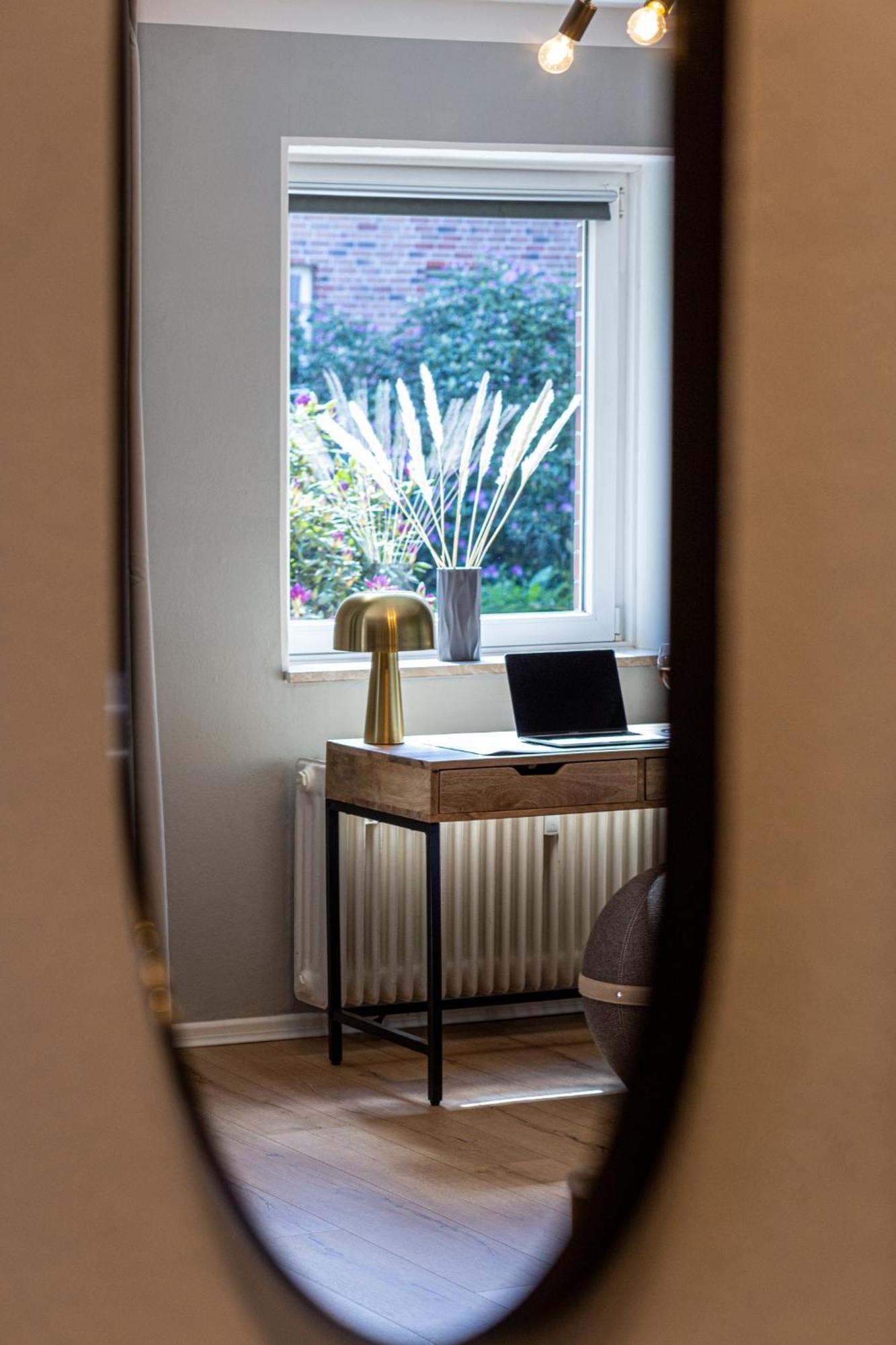 Have-A-Nice-Stay - Nahe Bahnhof Ahrensburg - 20 Minuten Nach Hamburg - Trotzdem Ruhig Gelegen - 6 Minuten Zu Fuss Ins Zentrum Ahrensburg - Modern Eingerichtet Экстерьер фото