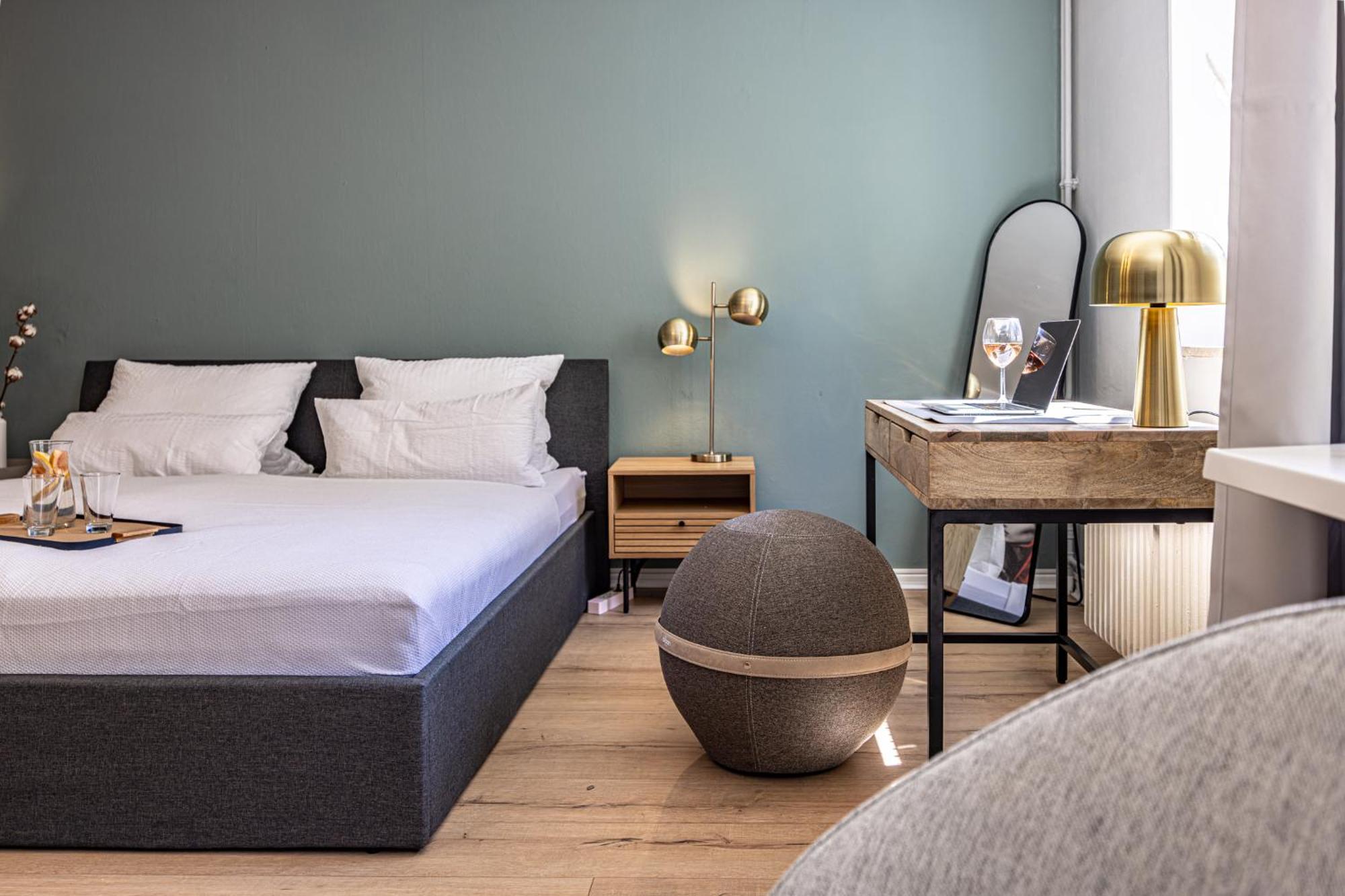 Have-A-Nice-Stay - Nahe Bahnhof Ahrensburg - 20 Minuten Nach Hamburg - Trotzdem Ruhig Gelegen - 6 Minuten Zu Fuss Ins Zentrum Ahrensburg - Modern Eingerichtet Экстерьер фото